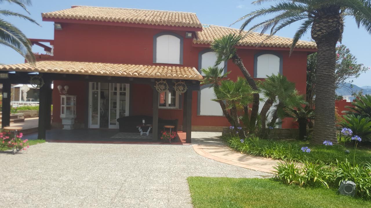 I Giardini Di Giano Bed and Breakfast Torre di Faro Exterior foto
