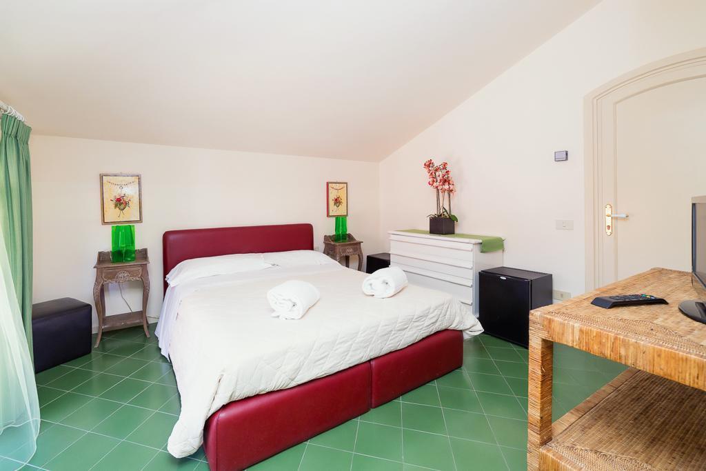 I Giardini Di Giano Bed and Breakfast Torre di Faro Exterior foto