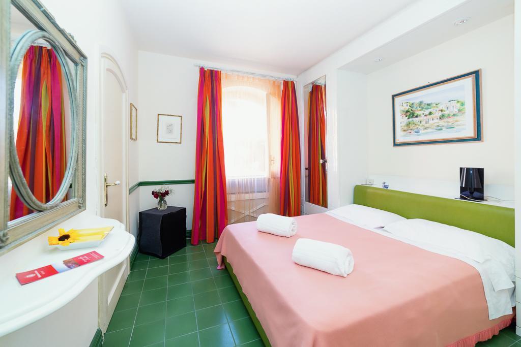 I Giardini Di Giano Bed and Breakfast Torre di Faro Exterior foto