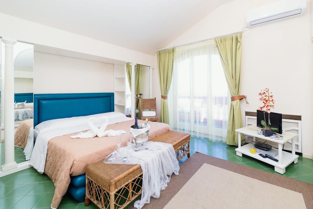 I Giardini Di Giano Bed and Breakfast Torre di Faro Exterior foto